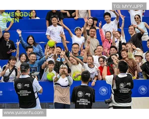 成都网球队的成长之路：一段关于坚持与梦想的网球纪实故事